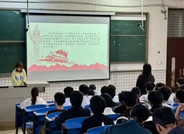 互动替代单向灌注在讲堂实践上要创新选用任务驱动式教育